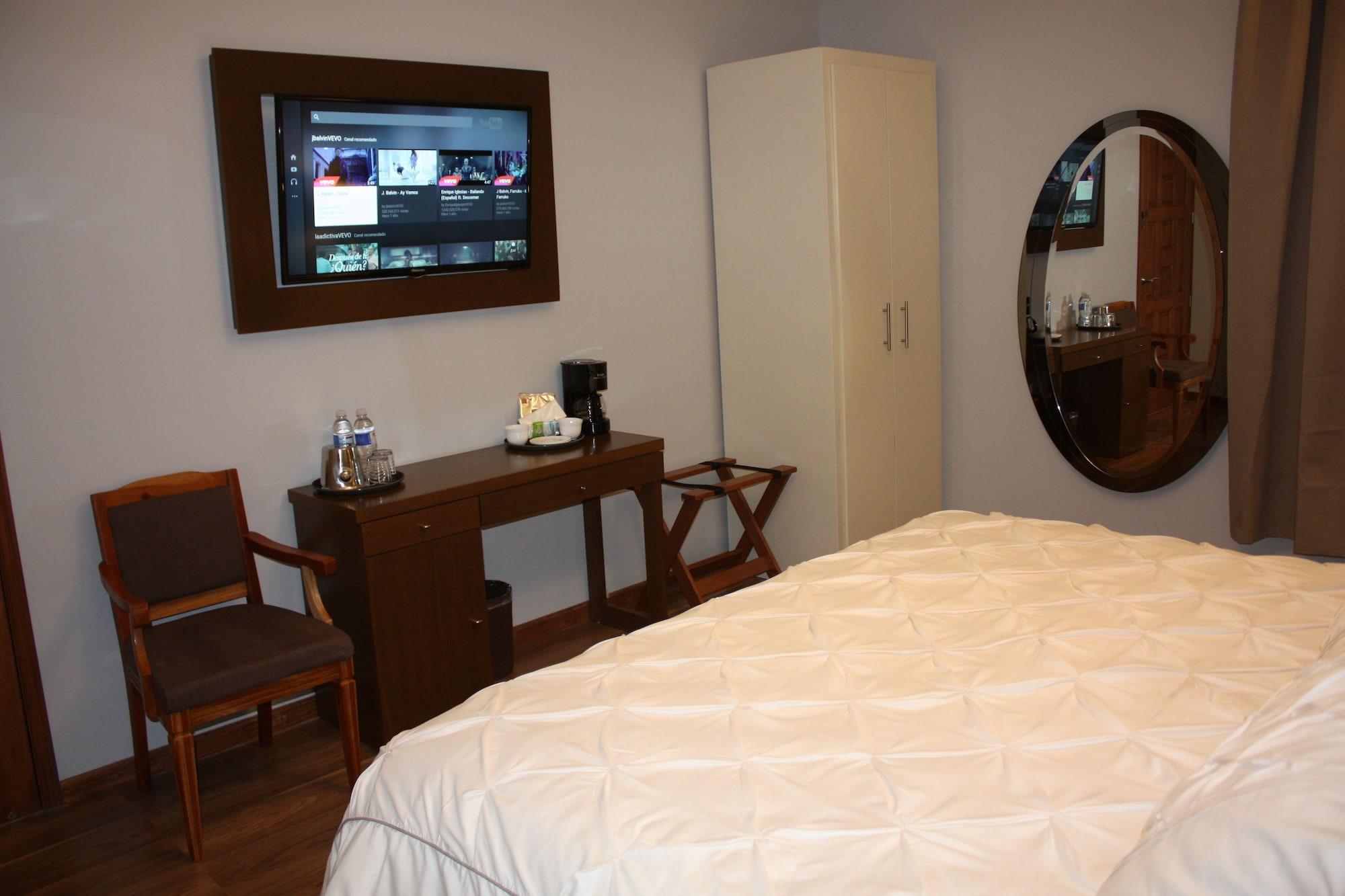Zarzarosa Hotel Boutique เกเรตาโร ภายนอก รูปภาพ