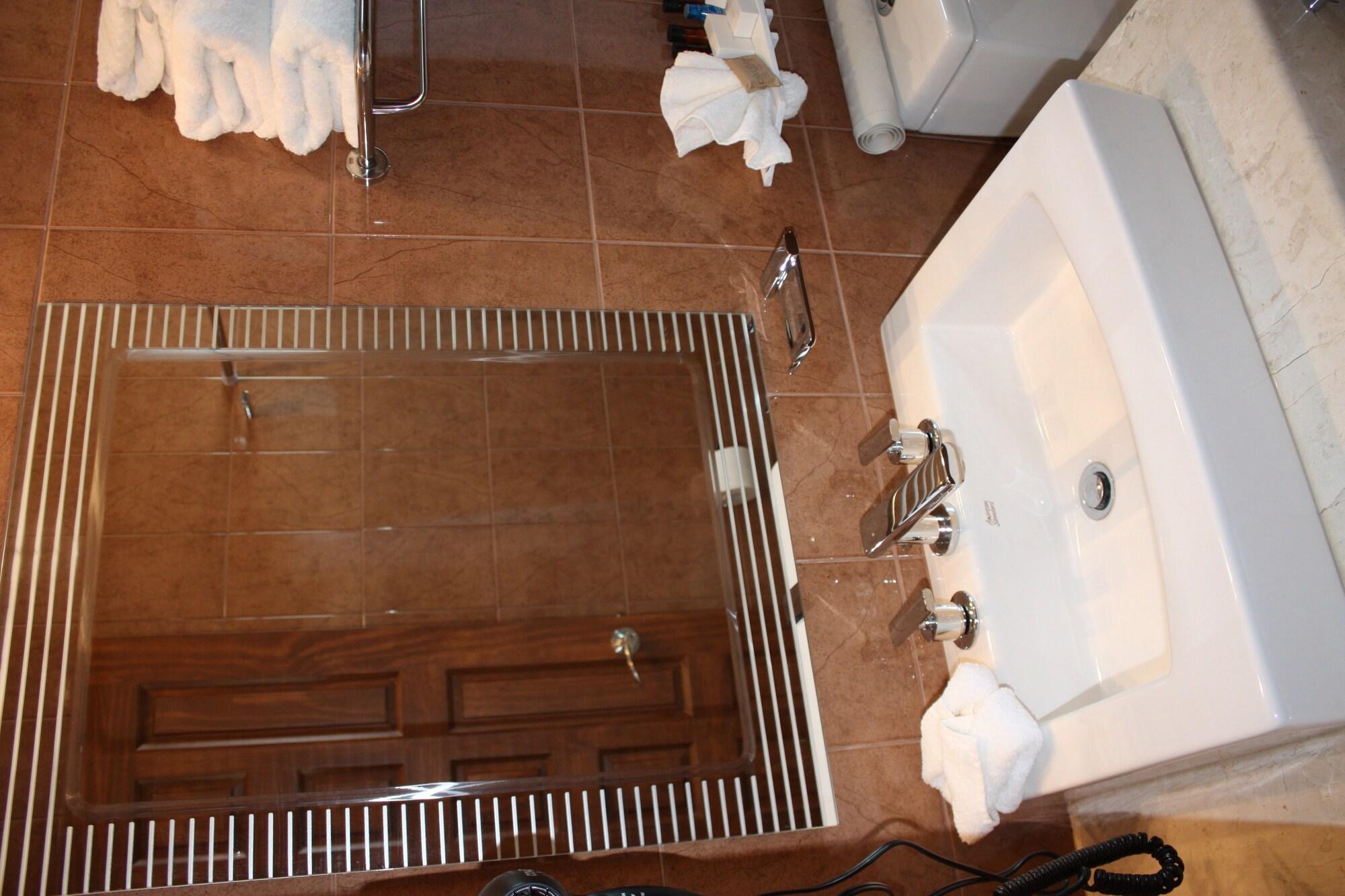 Zarzarosa Hotel Boutique เกเรตาโร ภายนอก รูปภาพ