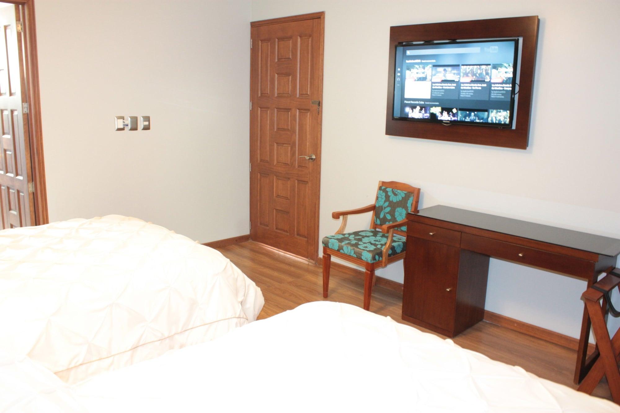 Zarzarosa Hotel Boutique เกเรตาโร ภายนอก รูปภาพ